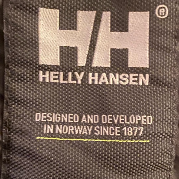 Helly Hansen Women's
Boyne Insulated‎ Parka
Utility Green - Picture 11 of 13